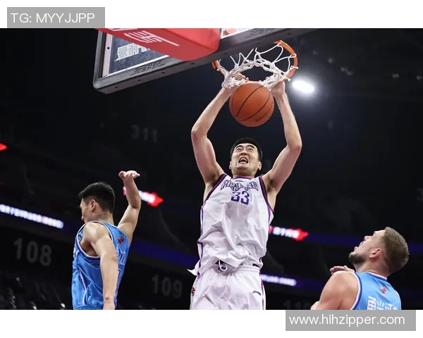 张兆旭：从篮球场上的巨人到生活中的榜样，激励年轻一代追逐梦想的故事