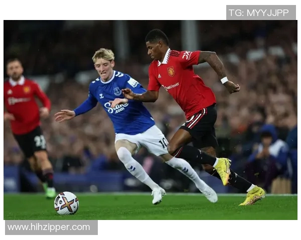 2017年曼联与埃弗顿精彩对决全场录像回放及精彩瞬间分析