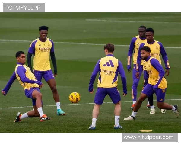 楚阿梅尼的足球梦想与成长之路：从青涩少年到职业球员的蜕变历程