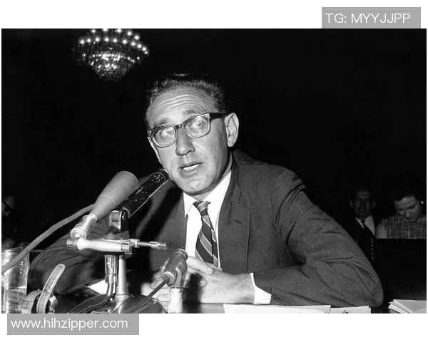 徐昕的艺术之路:从默默无闻到璀璨星辰的成长历程与心路历程 徐昕的艺术之路:从默默无闻到璀璨星辰的成长历程与心路历程