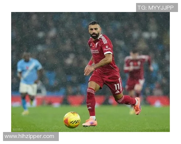 曼城与利物浦激战正酣图文直播全程回顾与精彩瞬间分析 曼城与利物浦激战正酣图文直播全程回顾与精彩瞬间分析